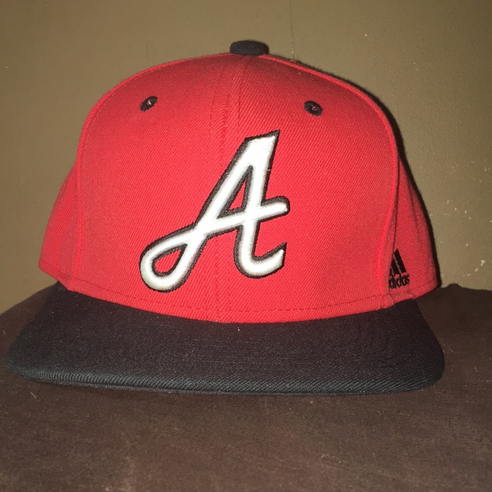 Adidas strapback